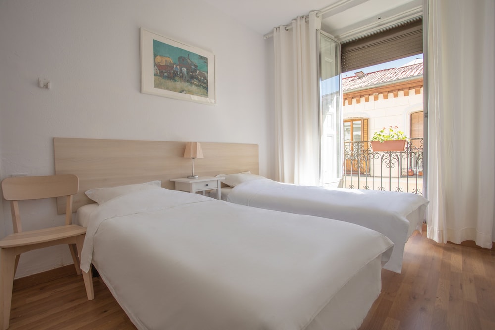 Habitación Doble o Twin Básica, Balcón, Vista a la Ciudad