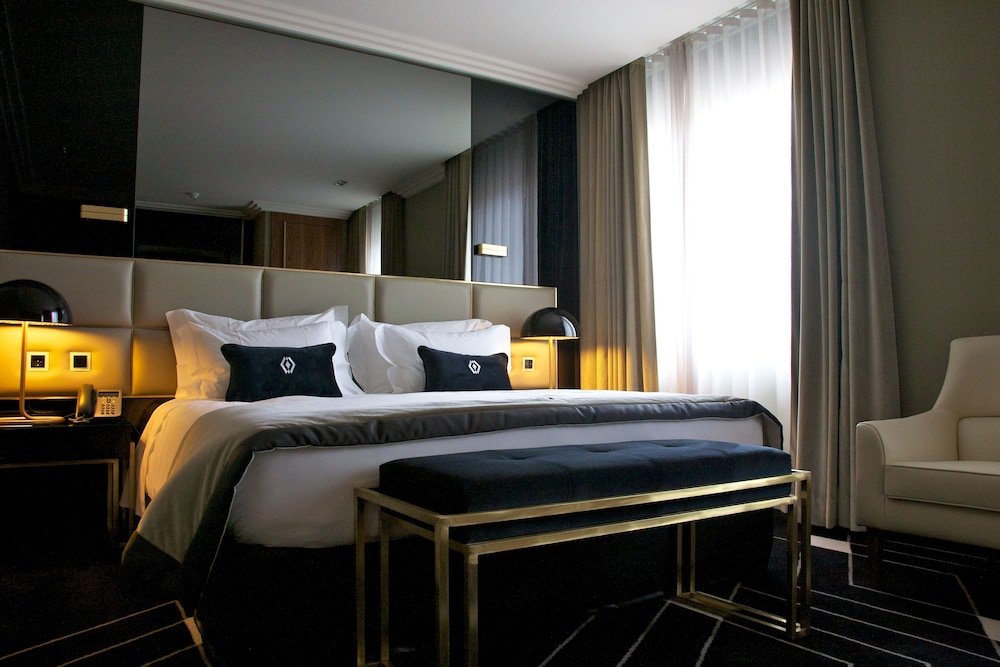 Deluxe Double Room, Balcony photo 2