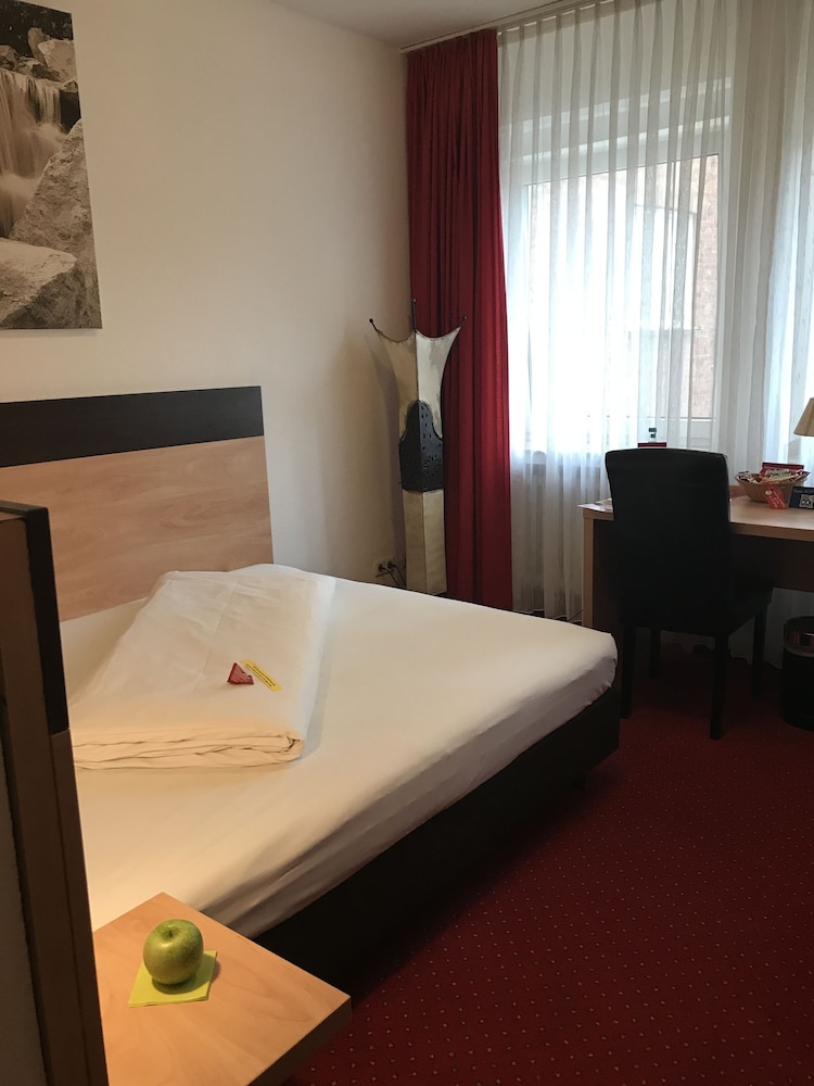 Comfort Single Room
