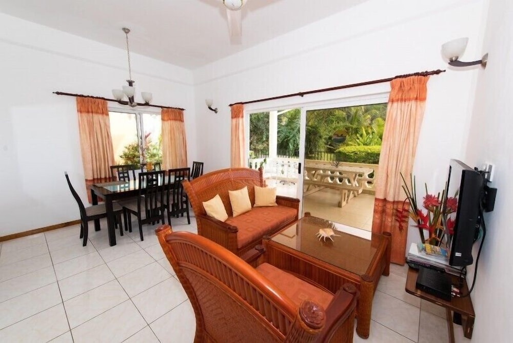 Apartment, 2 Bedrooms, Garden View photo 3