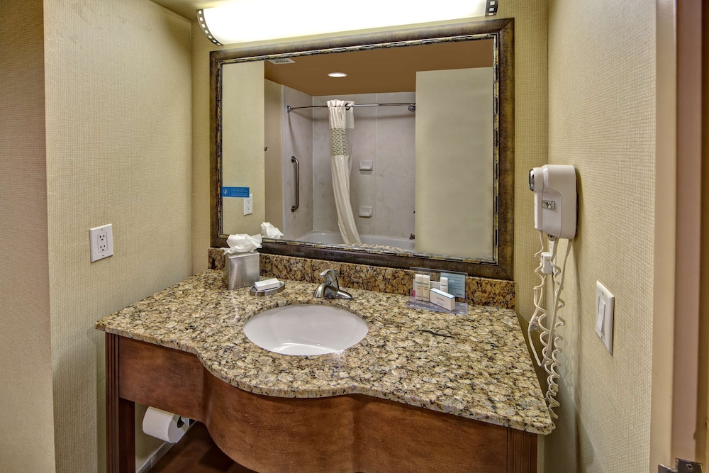 King Executive Suite with Conference Table and 12 chairs - Photo 1
