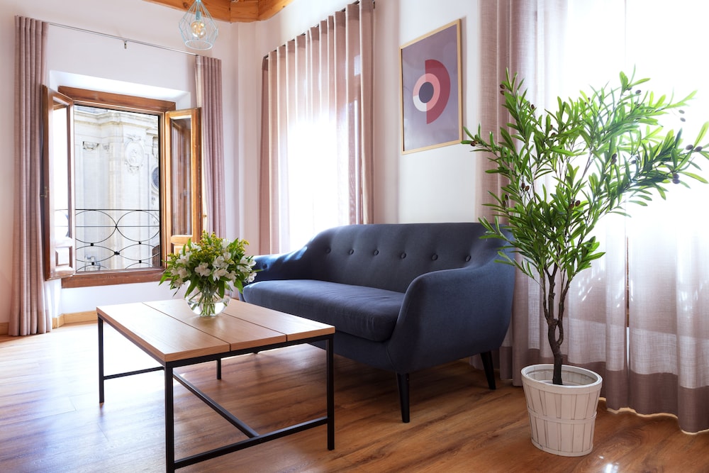 Superior Studio, Balcony