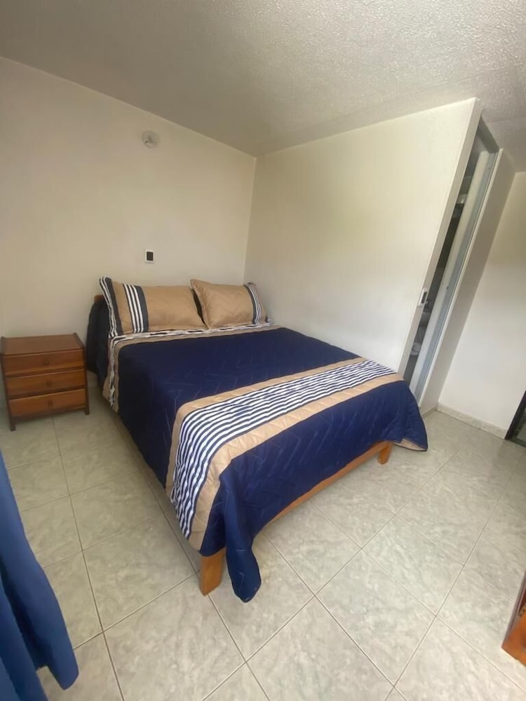 Basic Double Room photo 2