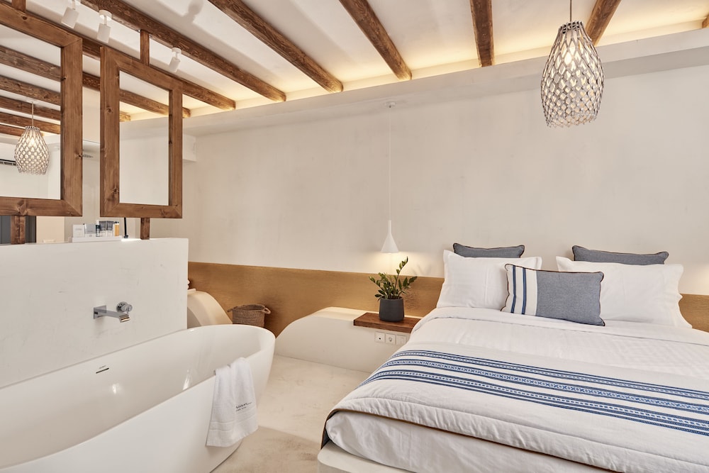 Penthouse, Partial Sea View