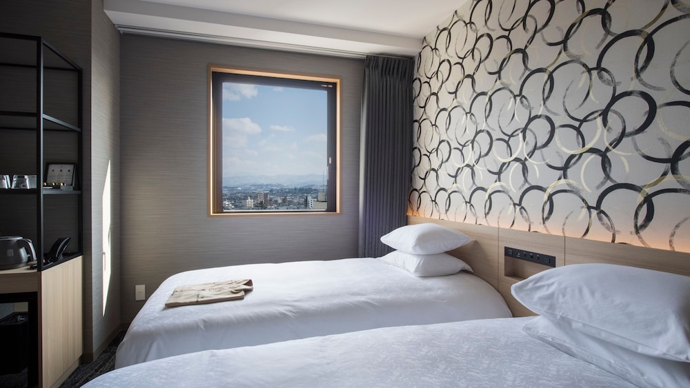 Deluxe Twin Room - Photo 3