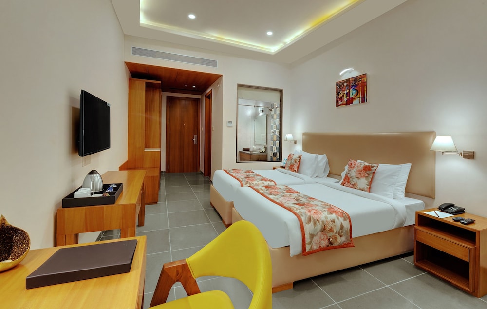 Executive Room - Photo 1