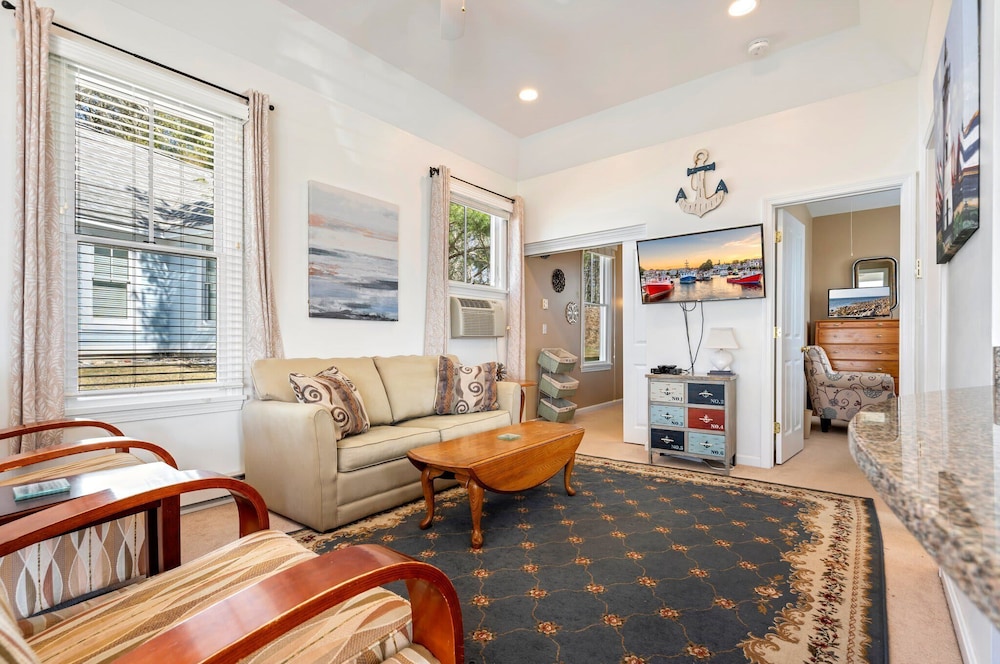House, Multiple Beds, Kitchen, Garden View (Saltwater Cottage)