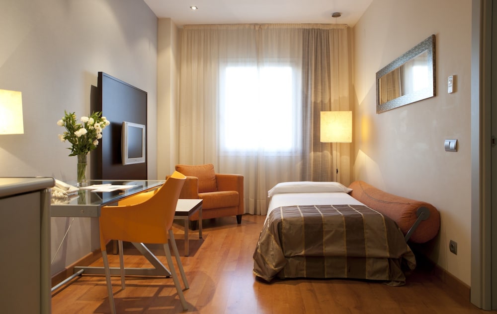 Junior Suite, 1 Double or 2 Twin Beds, Jetted Tub