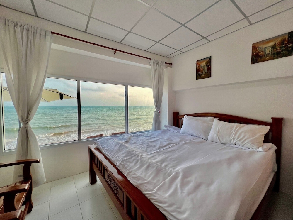 Standard Villa, Ocean View photo 1