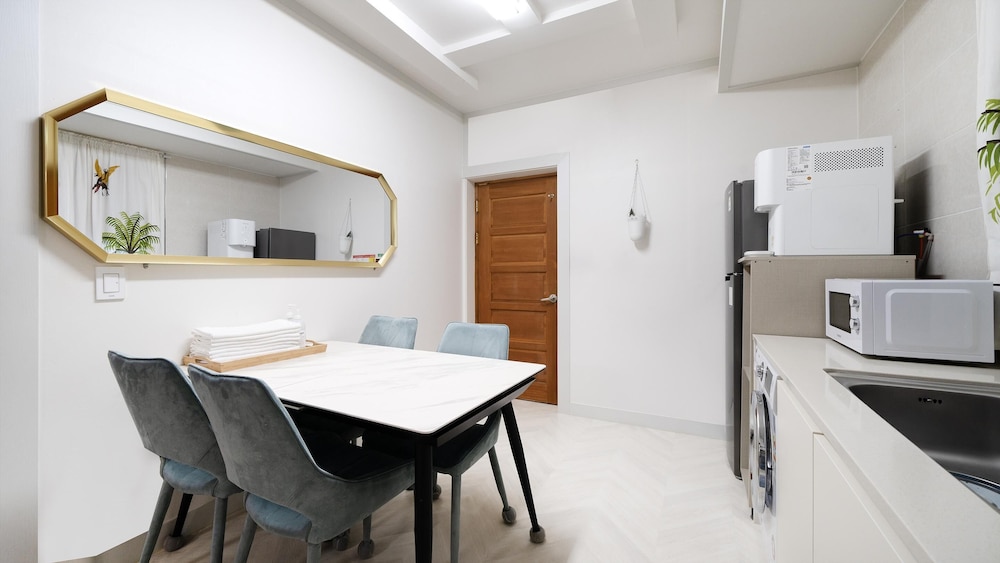 Basic Room, 1 Bedroom (102) - Photo 13
