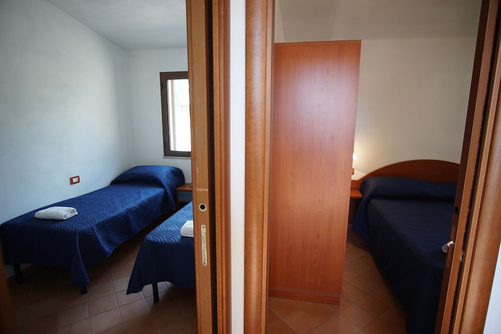 Classic Quadruple Room photo 2
