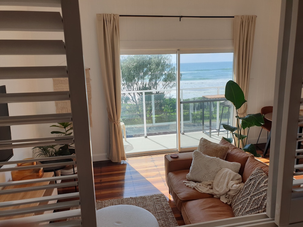Premium Apartment, 1 Bedroom, Beach View, Oceanfront photo 2