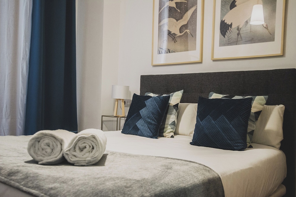 Apartment, 2 Bedrooms - Photo 7