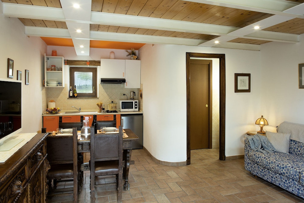 Family Apartment, 1 Bedroom, Kitchen, Annex Building photo 3