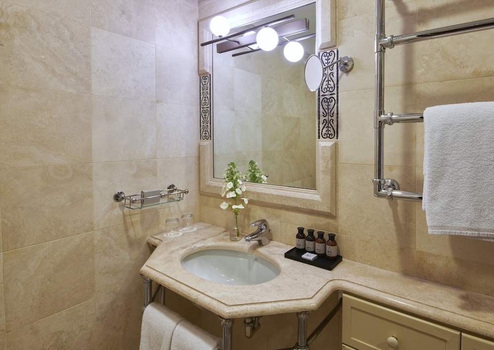 Classic Room - Photo 2