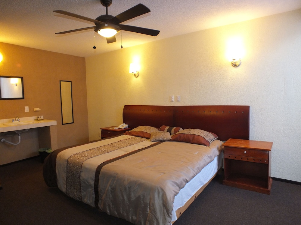 Family Studio Suite photo 2