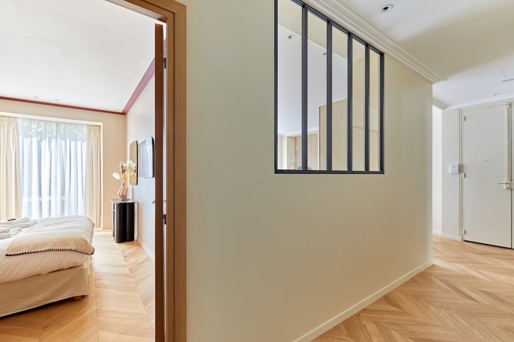 Apartment photo 2