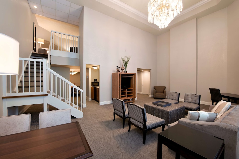 Presidential Suite, 1 King Bed with Sofa bed, Non Smoking photo 3