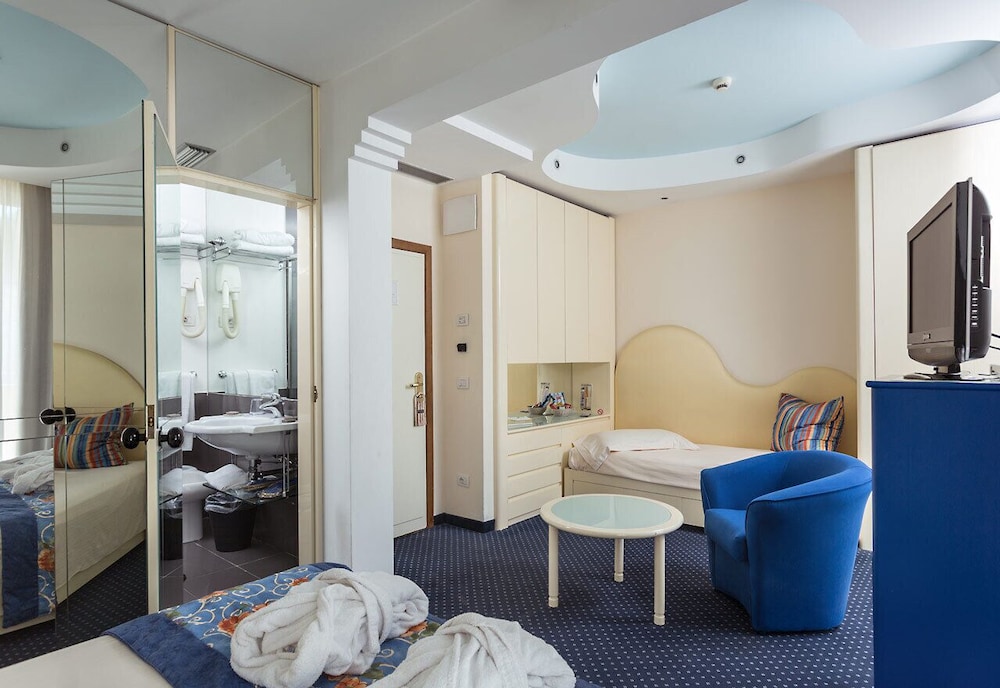 Comfort Triple Room photo 1