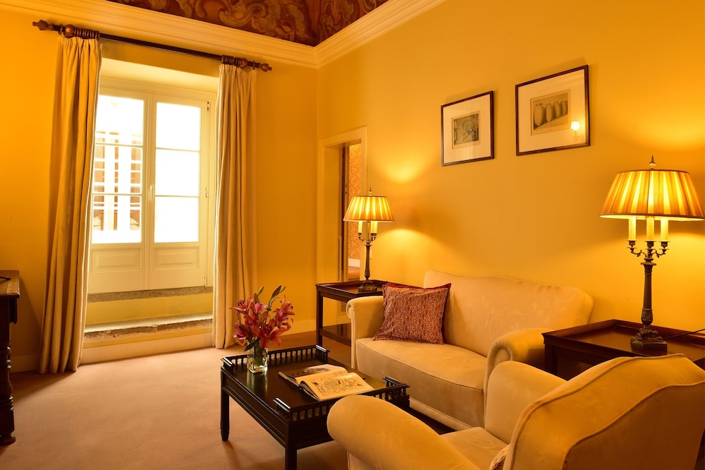 Suite (Triple) - Photo 7