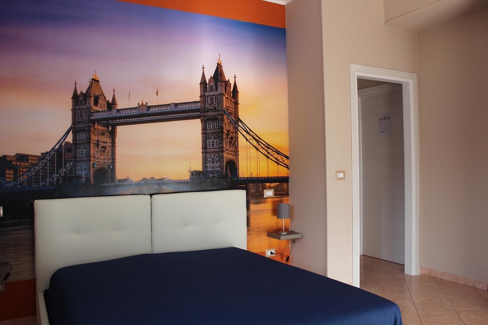 Classic Double or Twin Room photo 2