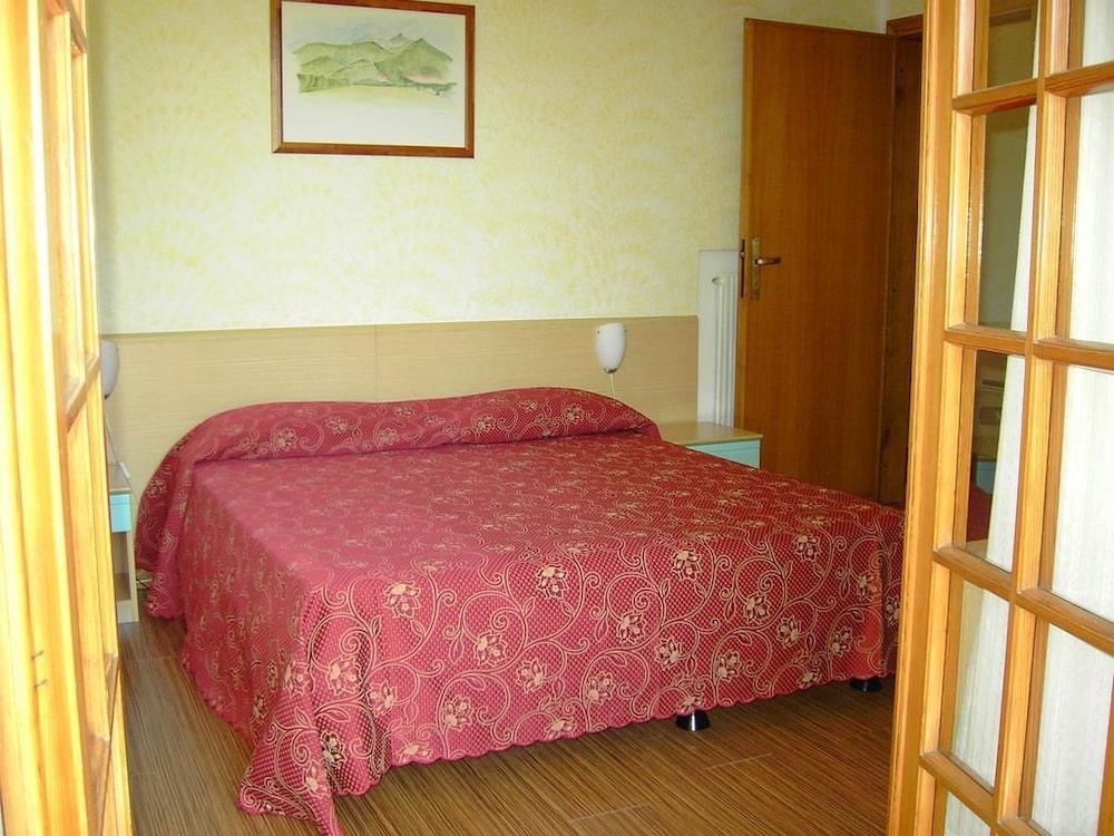 Double or Twin Room photo 1