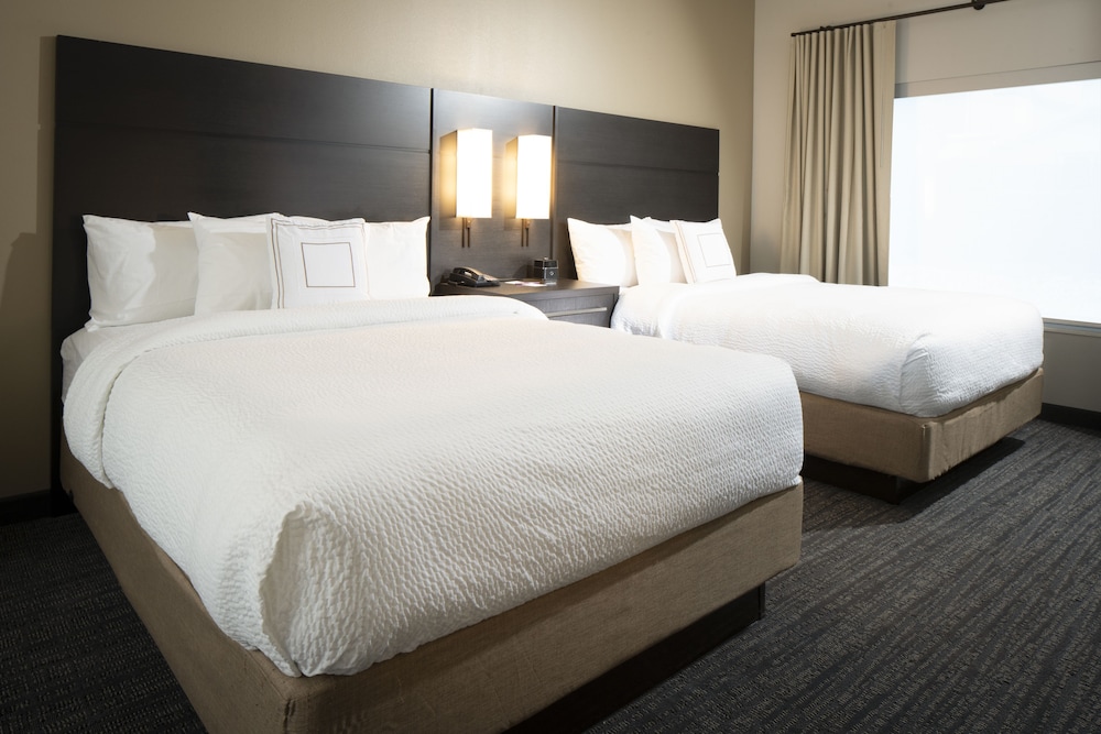 Suite, 1 Bedroom - Photo 2