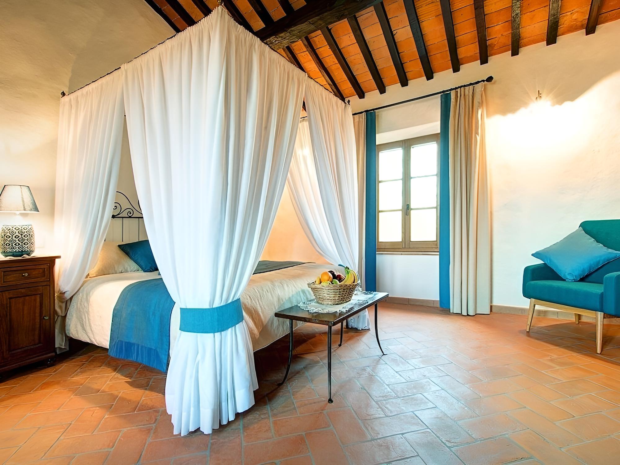 Superior Suite, Ensuite, Garden View ( "Rosa Blue") photo 3