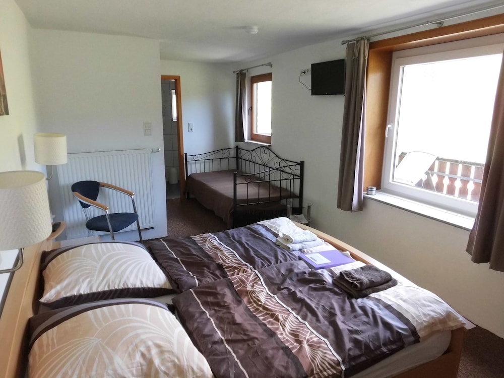 Comfort Triple Room, Balcony photo 2