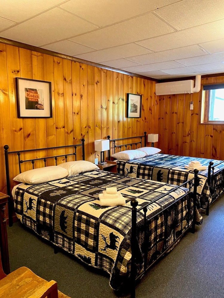 Standard Double Room, 2 Double Beds - Maximum 2 adults per room photo 2