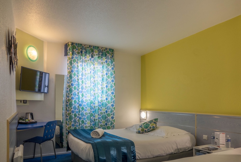 Classic Twin Room