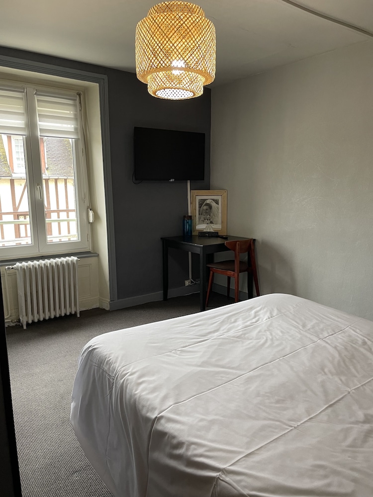 Standard Room, City View photo 2