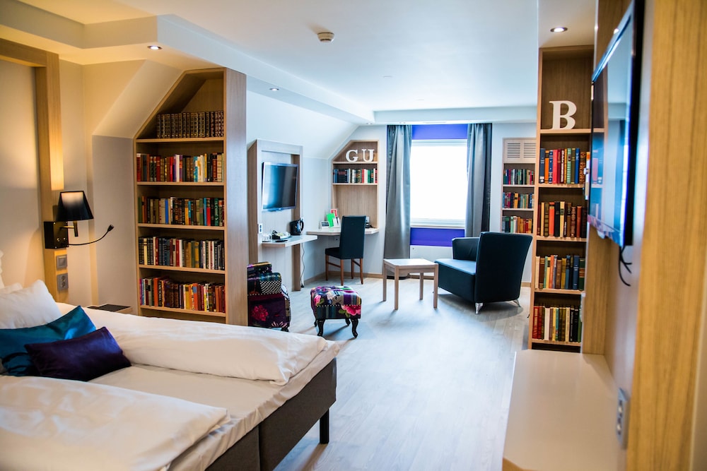 Superior Room, 2 Twin Beds, Non Smoking - Photo 3