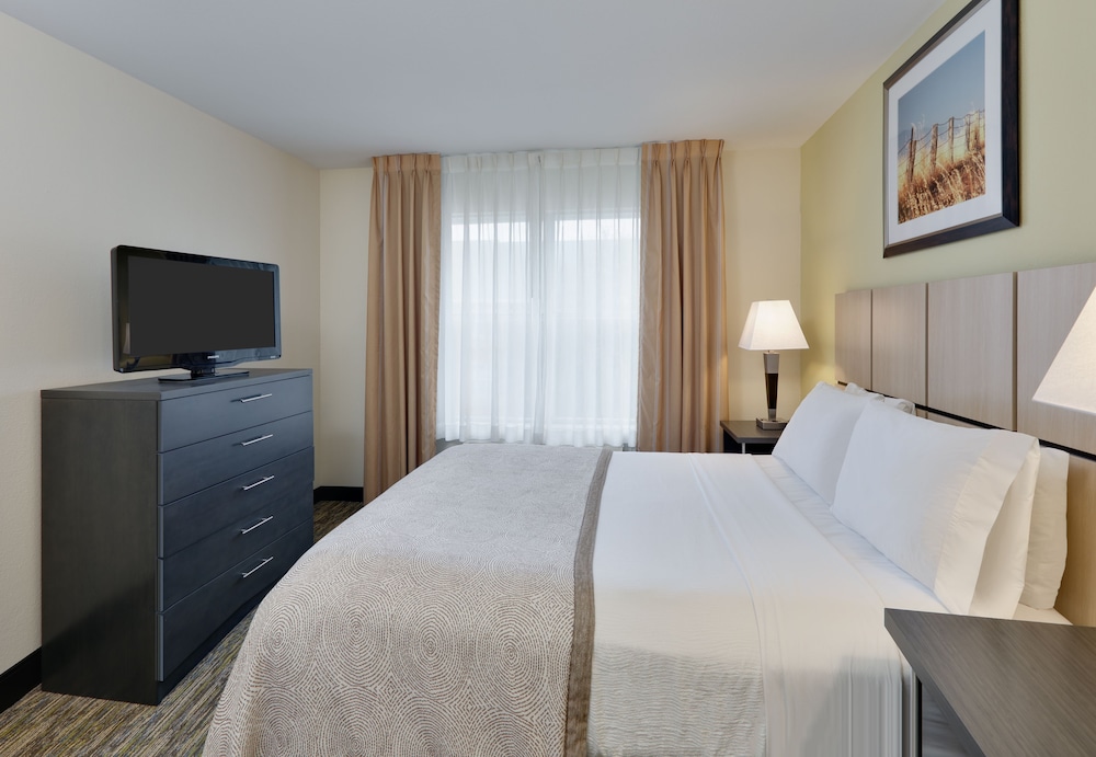 Suite, 2 Bedrooms - Photo 1