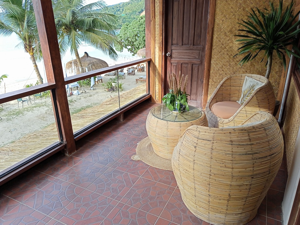 Comfort Double Room, Pool Access, Sea View photo 2