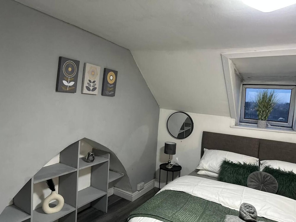 Apartment photo 1