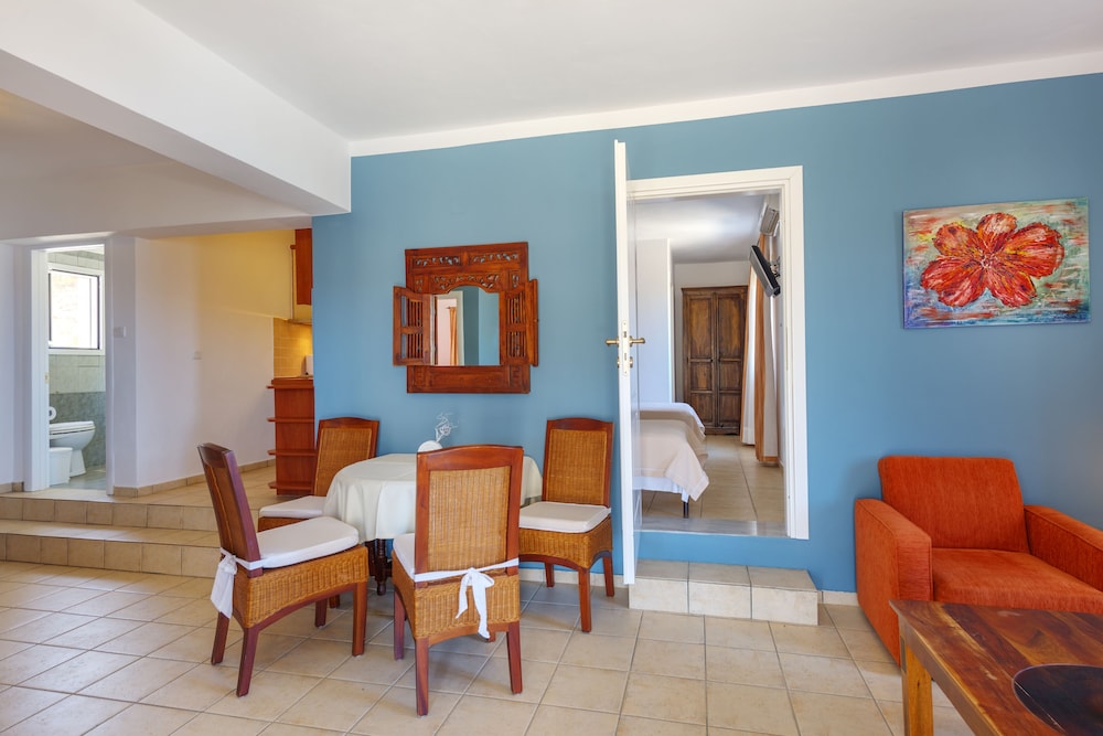 Family Suite, 2 Bedrooms, Sea View photo 3