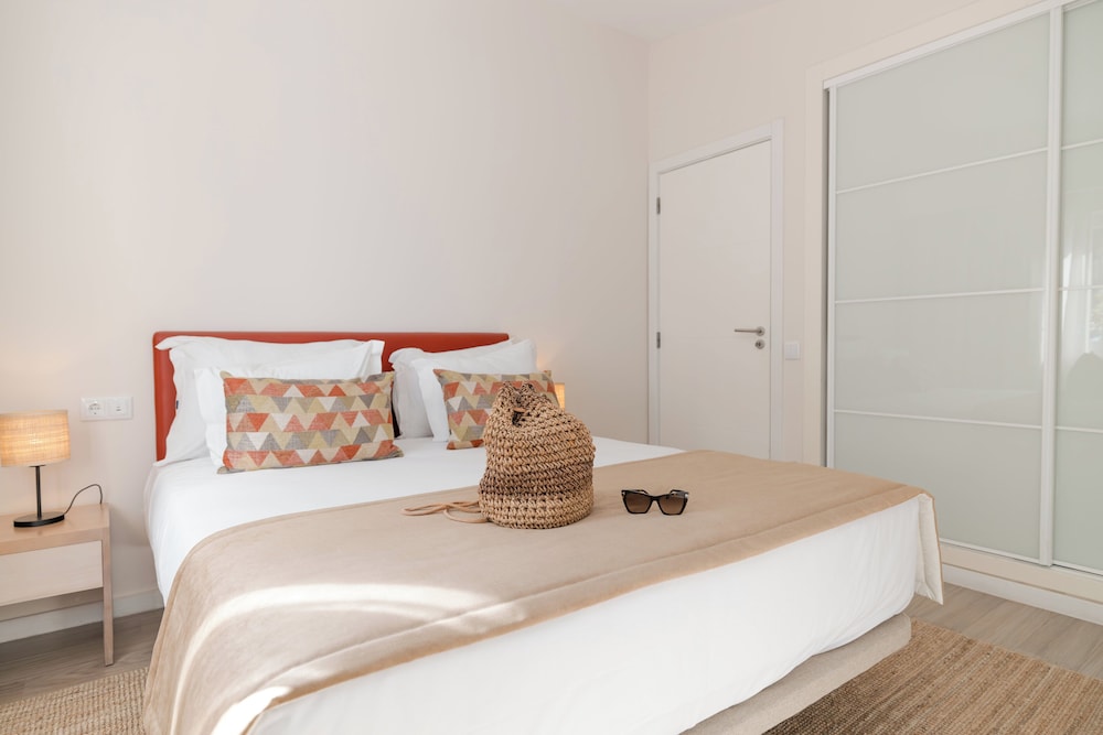 Available room
