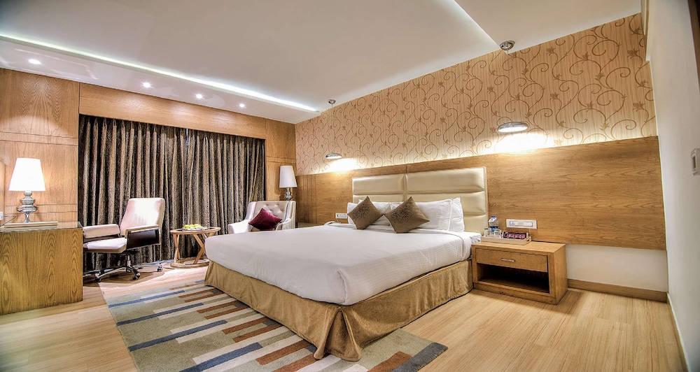 Deluxe Room, 1 King Bed, Non Smoking