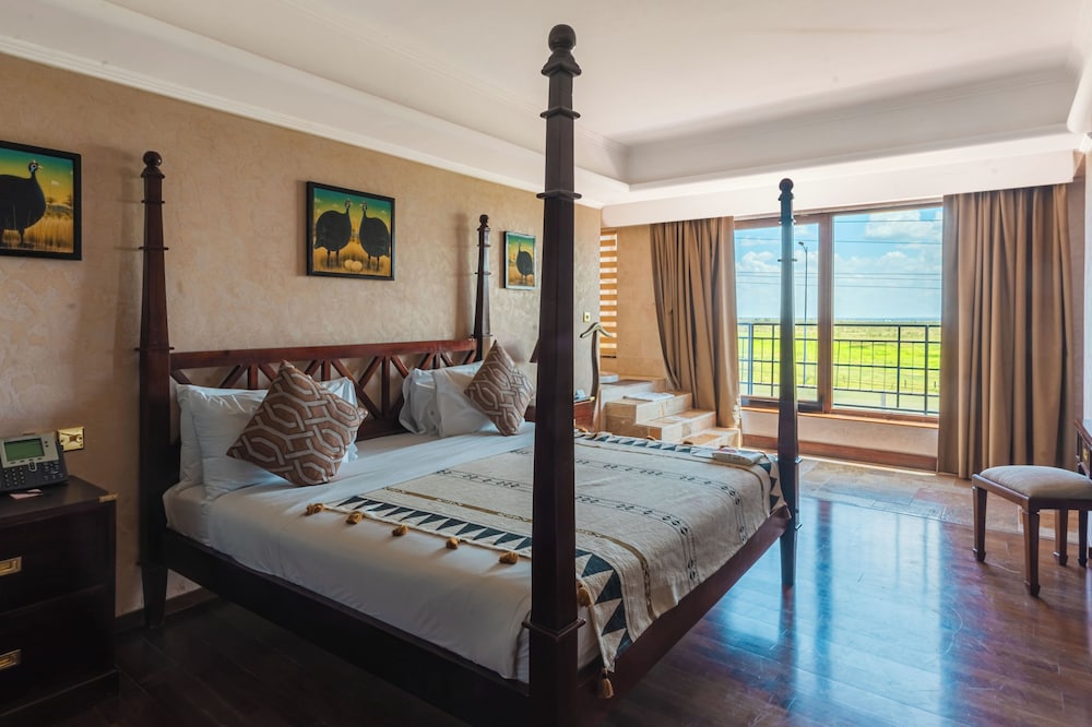 Suite, 1 Bedroom, City View - Photo 3