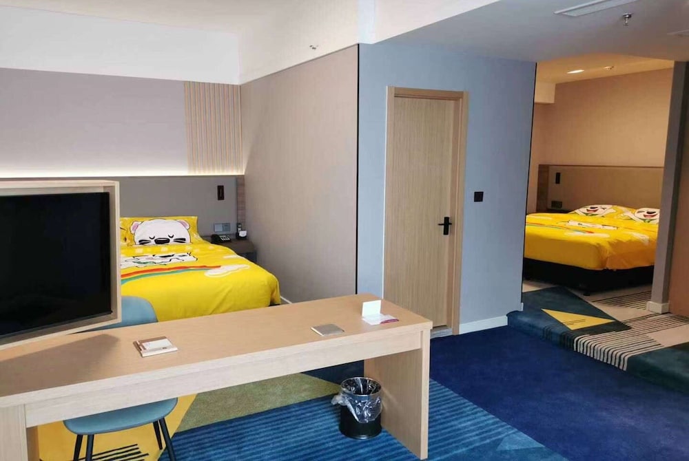 Family Room, Multiple Beds, Non Smoking