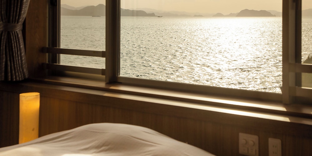 Premium Twin Room, Sauna, Ocean View photo 2