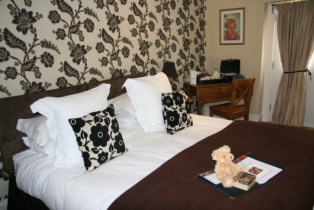 Twin Room, Accessible, Ensuite (B Master Superking / ) photo 3