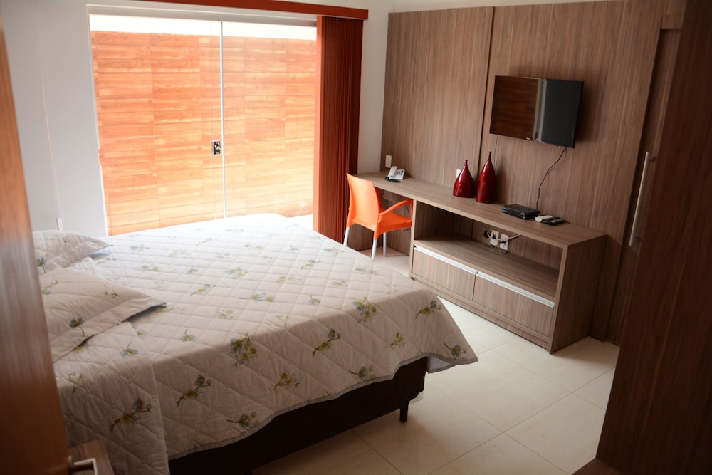 Deluxe Studio Suite
