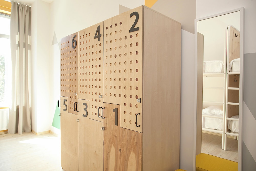Shared Dormitory, Women only (6 beds) photo 2