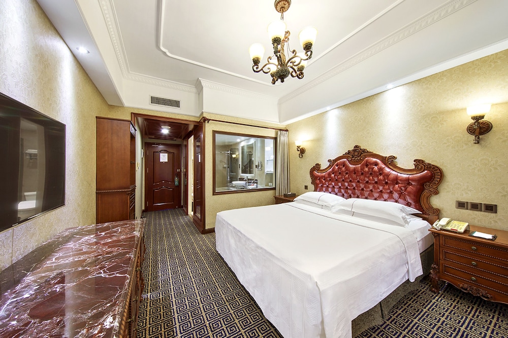 Executive City-view King Room - Photo 1