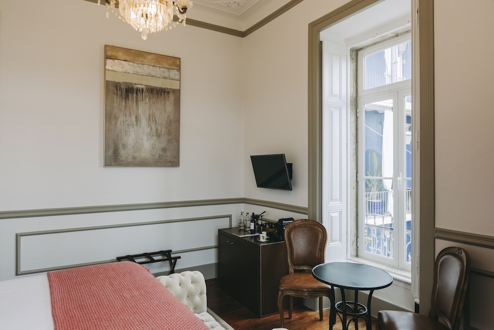Premier Double or Twin Room, City View photo 3