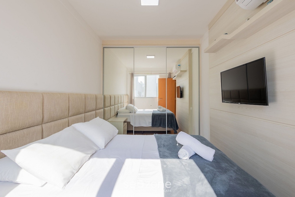 Basic Apartment photo 1