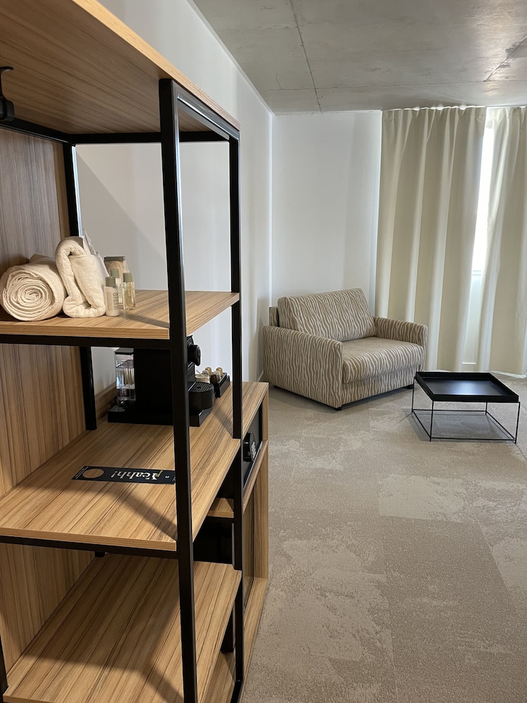 Junior Suite, 1 Queen Bed with Sofa bed - Photo 11
