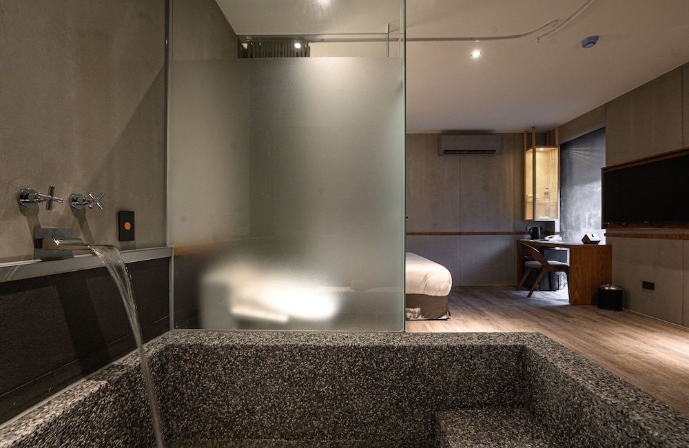 Double Room with Garden View - Photo 4